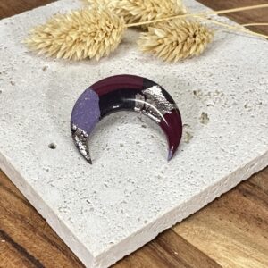 Broche lune patchwork violet, bordeaux, lilas